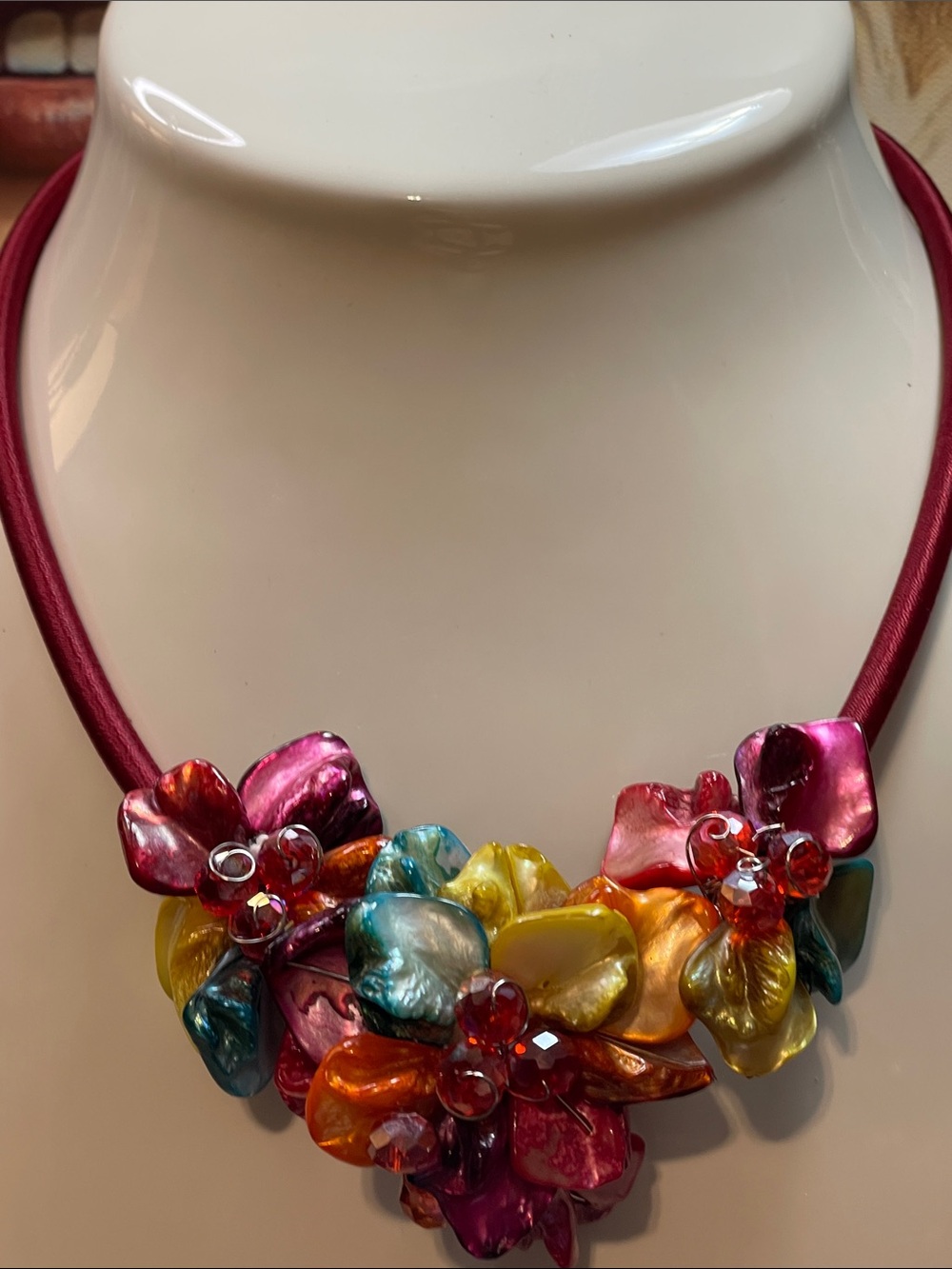 Multicolor Shell Floral Statement Necklace 16” - Picture 8 of 8
